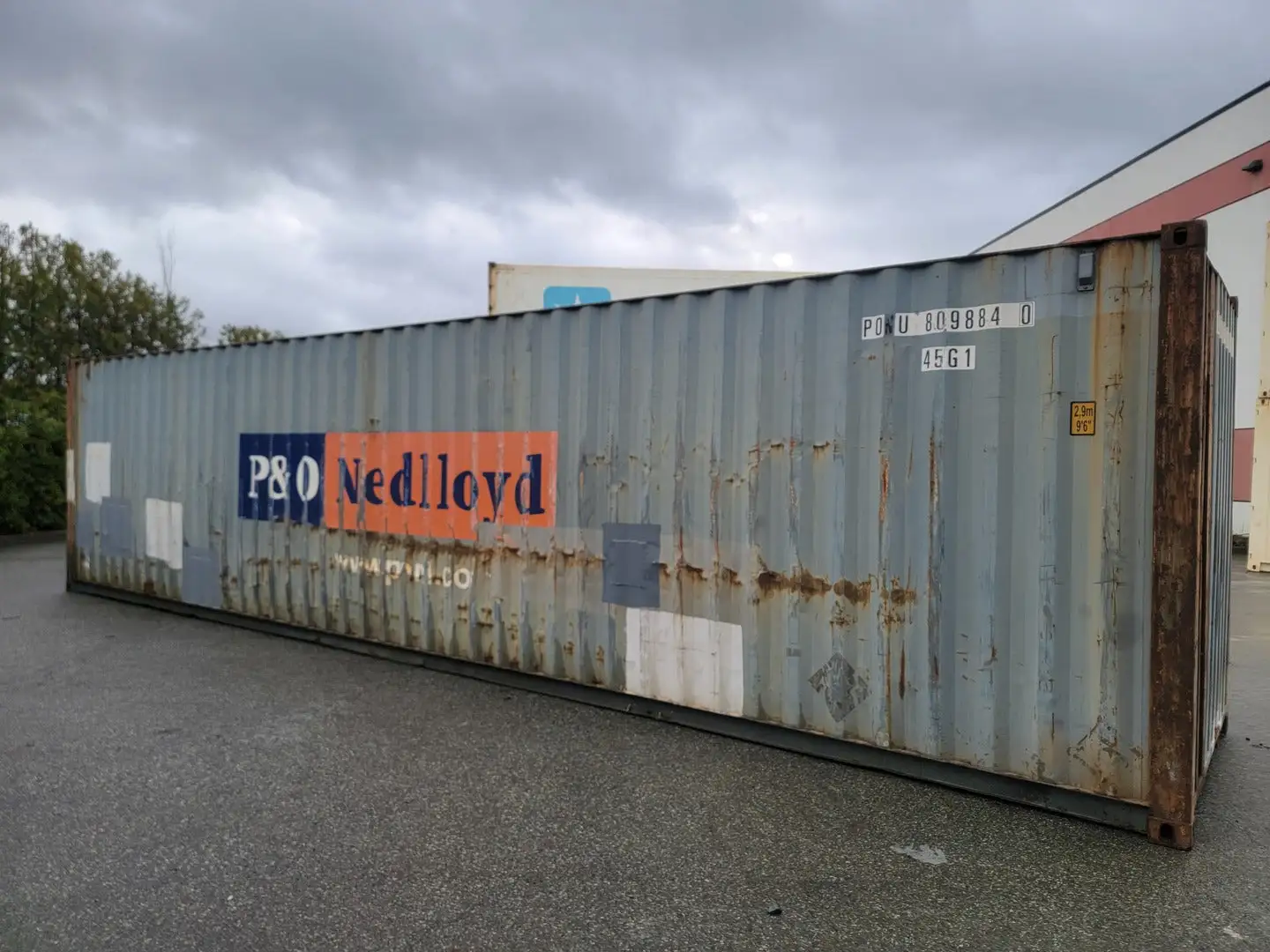40 ft High-Cube Shipping Container - PONU8098840
