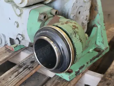 USED SAUER DANFOSS 24-7020 CW