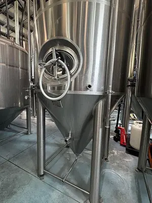 Used 2016 PROSPERO SK 30 FV Stainless Steel Tanks Oregon US | Ager Tank & Equipment Co. #1399328