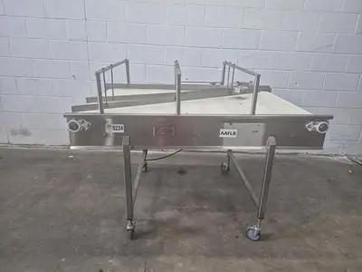 FMA 5 ft Flat Belt Conveyor