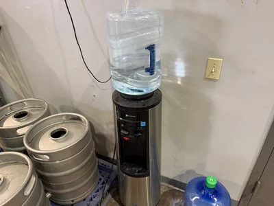Used _UNKNOWN_ _UNKNOWN_ Beverage Dispensers Georgia US | Auction Management Corporation #1768154