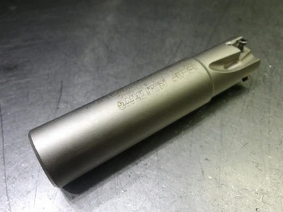 Iscar 3/4" 3 Flute Coolant Thru Endmill T490 ELN D.75-3-W.75-08-C (LOC2255)