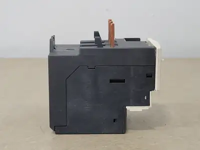 USED SCHNEIDER ELECTRIC LRD 21