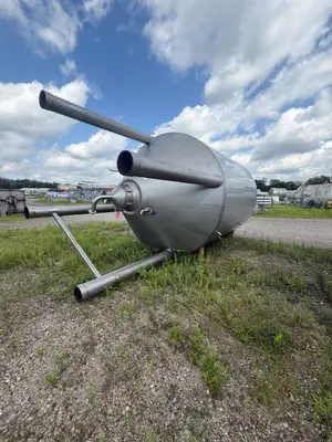 Used 2010 MUELLER 8,300 GALLON Stainless Steel Tanks New Jersey US | Perry Equipment #871223