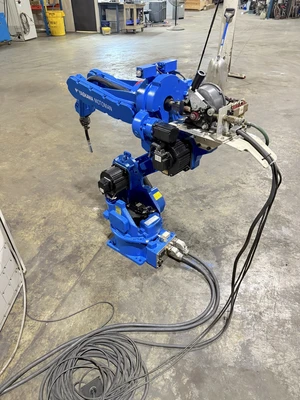 USED YASKAWA NX100