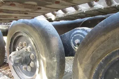 Used 2002 HICO HT10 WT Crawler Carriers & Dumpers Manitoba CA | Conquest Truck & Auto Sales #1421352