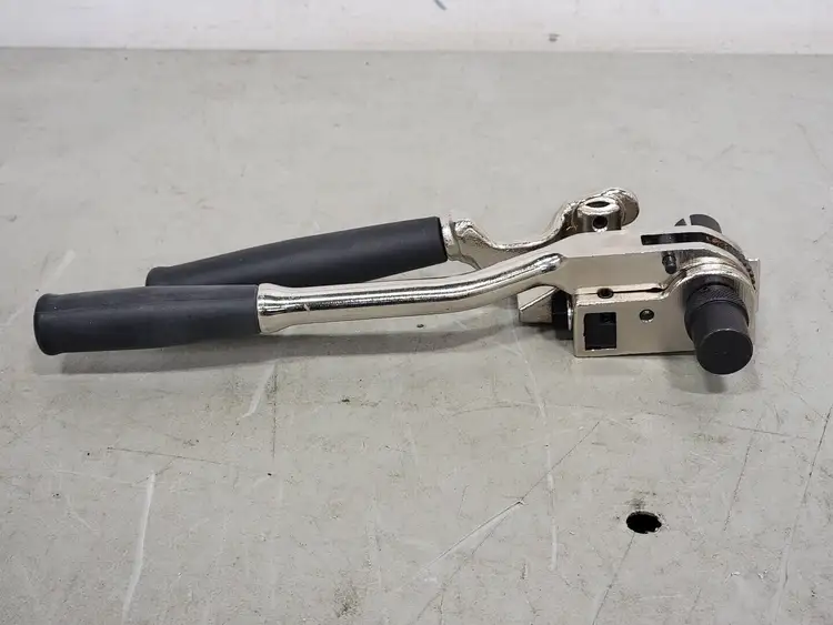 New | in-Stock AXIS 21776 Power & Hand Tools (Misc) British Columbia CA | Lenmark #279048