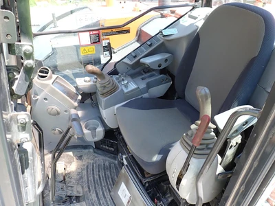 Used 2015 HITACHI ZX85USB-5N Crawler Excavators Massachusetts US | Brookside Equipment Sales #1422146