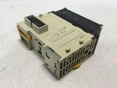 USED OMRON CJ1W-ID211