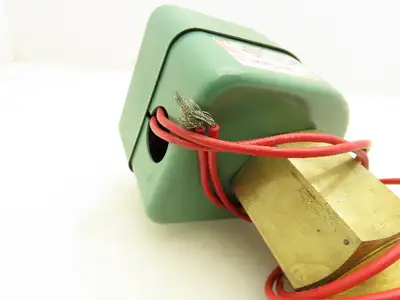 Asco 8268A14R Solenoid Valve 120VAC 28.2W 200PSI 1/2"NPT