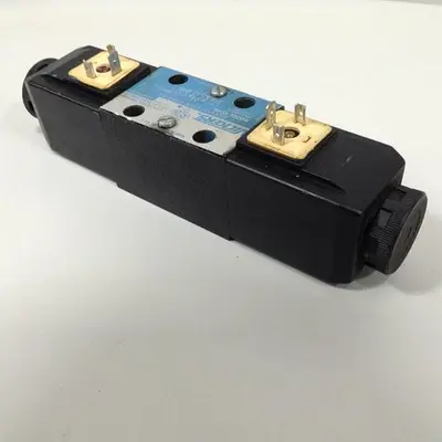 USED VICKERS DG4V32CMUH760