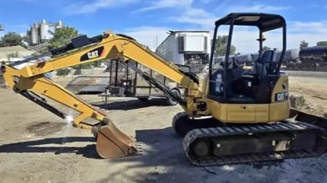 USED 2014 Caterpillar 305E CR
