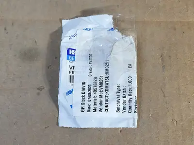 NEW KOMATSU VM0251