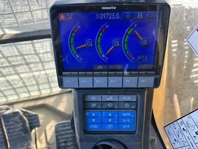 Used 2014 KOMATSU PC490LC-10 Excavators Pennsylvania US | Proxy Equipment #1383045