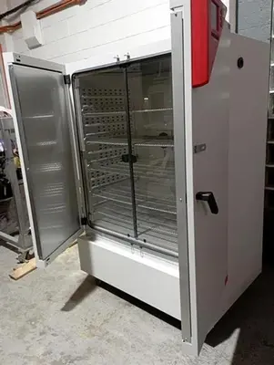 Binder KBF-720 Humidity test Chamber