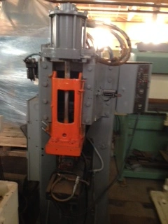 Used TAYLOR WINFIELD _UNKNOWN_ Spot Welders | D & D Industries #438547