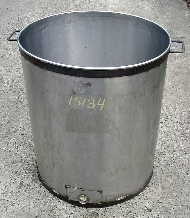 Used 100 GALLON SS TANK 100 GALLON Stainless Steel Tanks New Jersey US | Champion Trading Corporation #424597