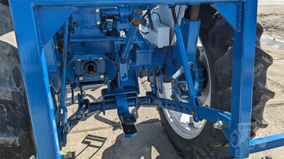 USED 1986 FORD 1710