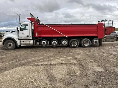 USED 2018 KENWORTH T880