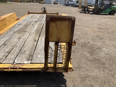 2002 Towmaster 18’ Tandem Axle Tilt Trailer