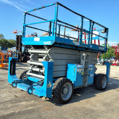 USED 2011 Genie GS-5390 RT