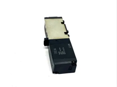 NVFS2100 | SMC  Solenoid Valve, 4/5 Port, 15-145psi - Used