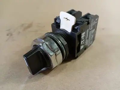 NEW EATON CUTLER-HAMMER E22XG1D