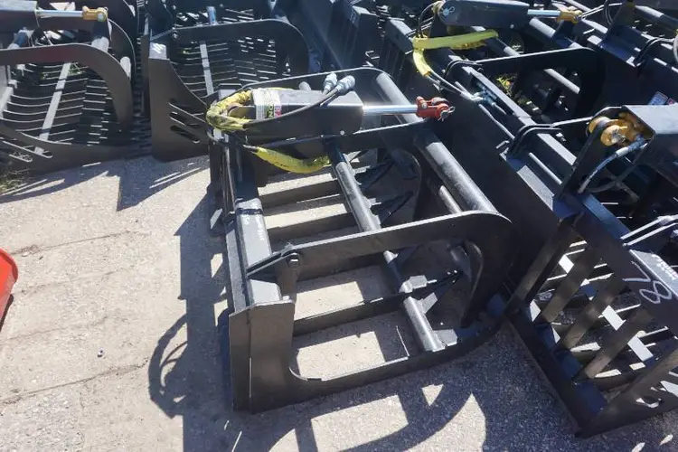 Used _UNKNOWN_ _UNKNOWN_ Landscaping Equipment (Miscellaneous) Minnesota US | K-BID 1 #180130