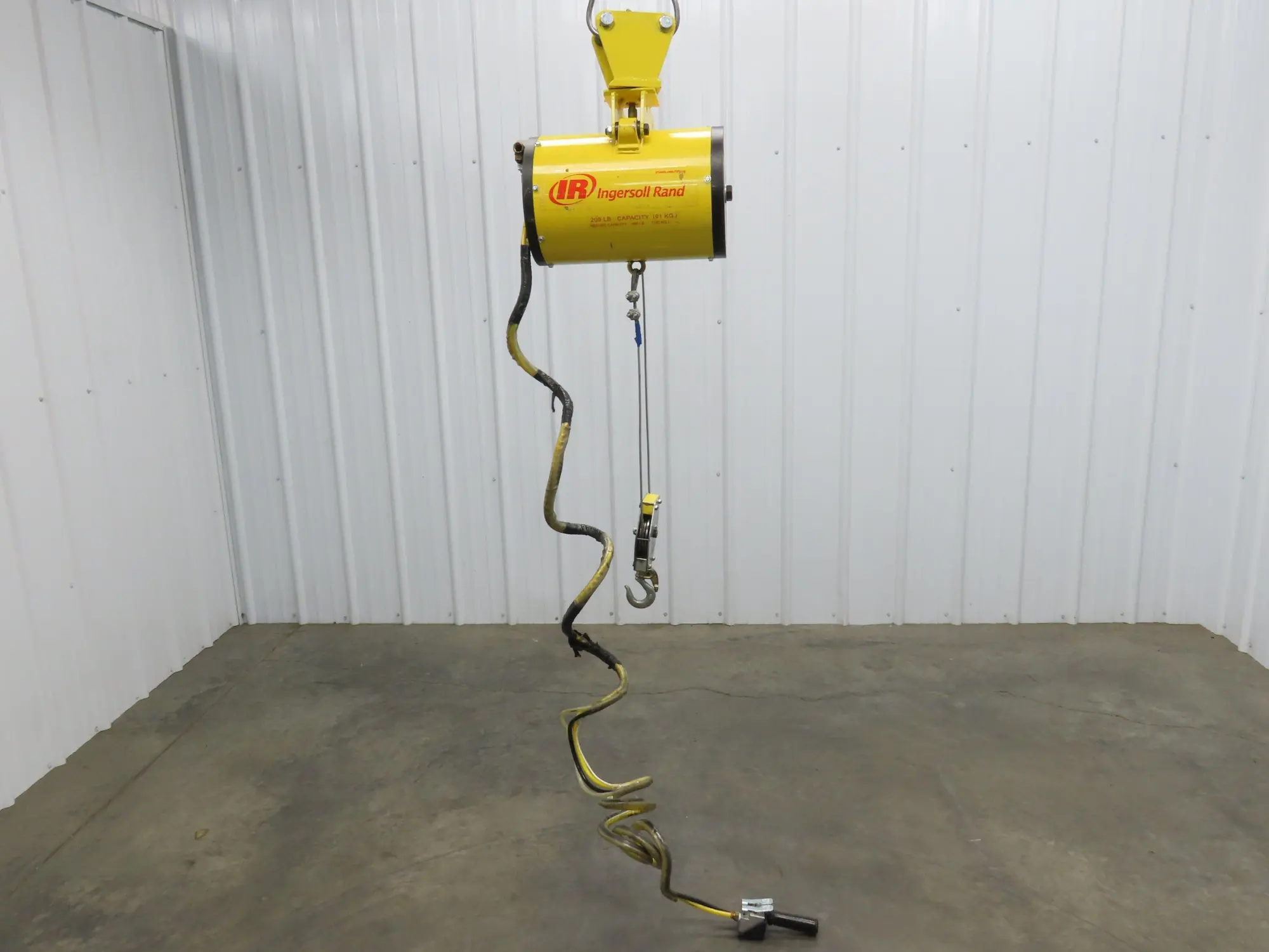 Ingersoll Zimmerman BW020120 Pneumatic Air Balancer 6' Travel 400Lb Swivel Mount