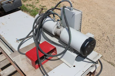 USED HYDRAULIC L24644