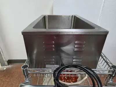 Used Nemco Used Nemco 6055A Stainless Countertop Food Warmer - 120V, 1200W - FG9 Hot Food Warming, Holding, & Transport Cabinets Illinois US | Falcon Restaurant Supply #1373568