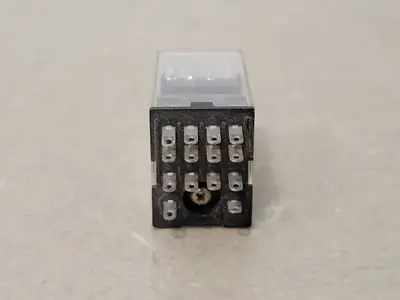 USED OMRON MY4