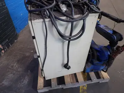 USED 2012 YASKAWA MOTOMAN MH6