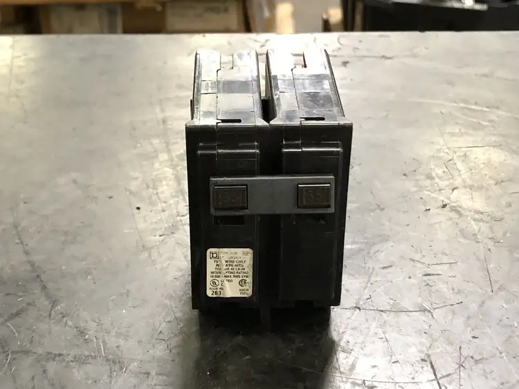 Used SQUARE D HOM235 Switchgears British Columbia CA | Lenmark #238529