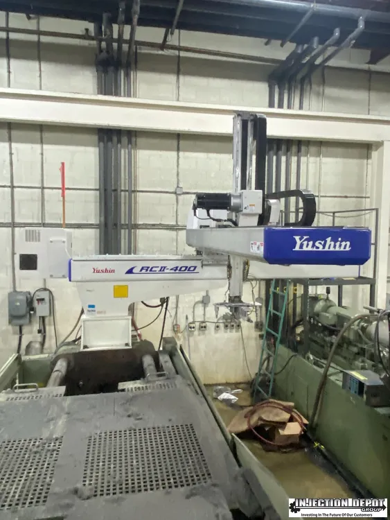 2013 YUSHIN RCSII-400-19-13 ROBOTS | INJECTION DEPOT GROUP