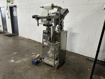 Vertical Form Fill Sachet Machine with Auger Filler