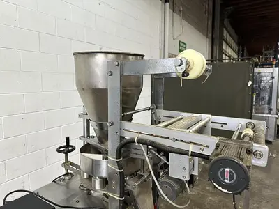 VFFS Sachet Machine with Cup Filler