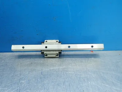USED THK HSR15C1SS+240L