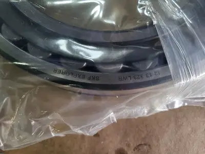 NEW SKF 23028 CCK/W33