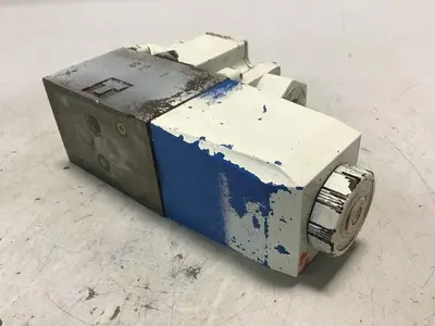 USED VICKERS DG4V32AMP7H7P2050