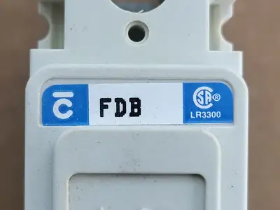 USED CUTLER-HAMMER FDB1015
