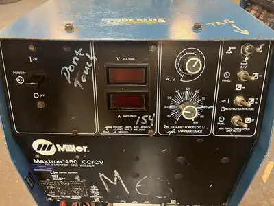 USED MILLER 452