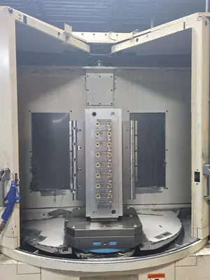 USED 2006 MAKINO A51