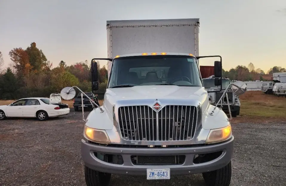 USED 2017 INTERNATIONAL 4300