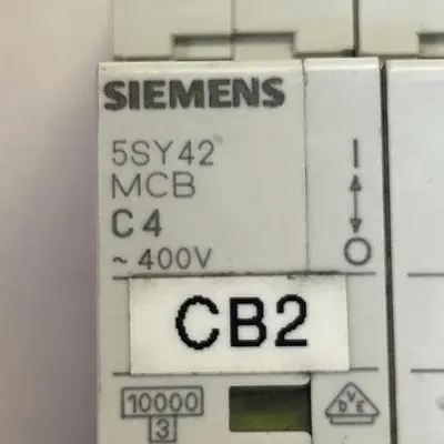 Used SIEMENS 5SY4204-7 Miscellaneous Equipment (Electrical & Power) | Surplus Asset Holdings #1196785
