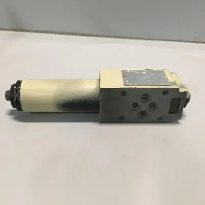 USED REXROTH ZDR6DP240150YM12