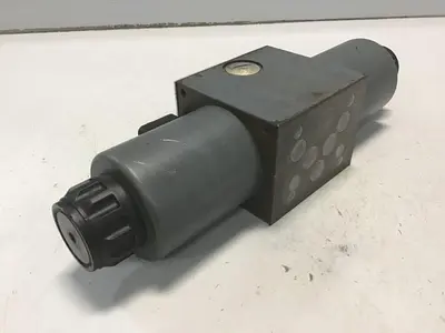 USED REXROTH 4WE10J31/CG24N9Z4V