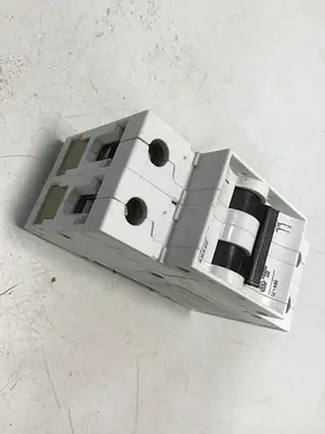 USED SIEMENS 5SX22C10