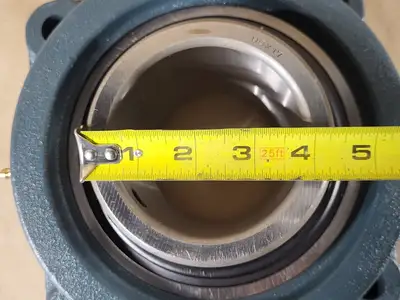 NEW AMI BEARING UCFX17