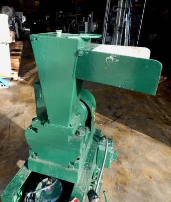 USED CUMBERLAND KNIFE MILL SIZE 0